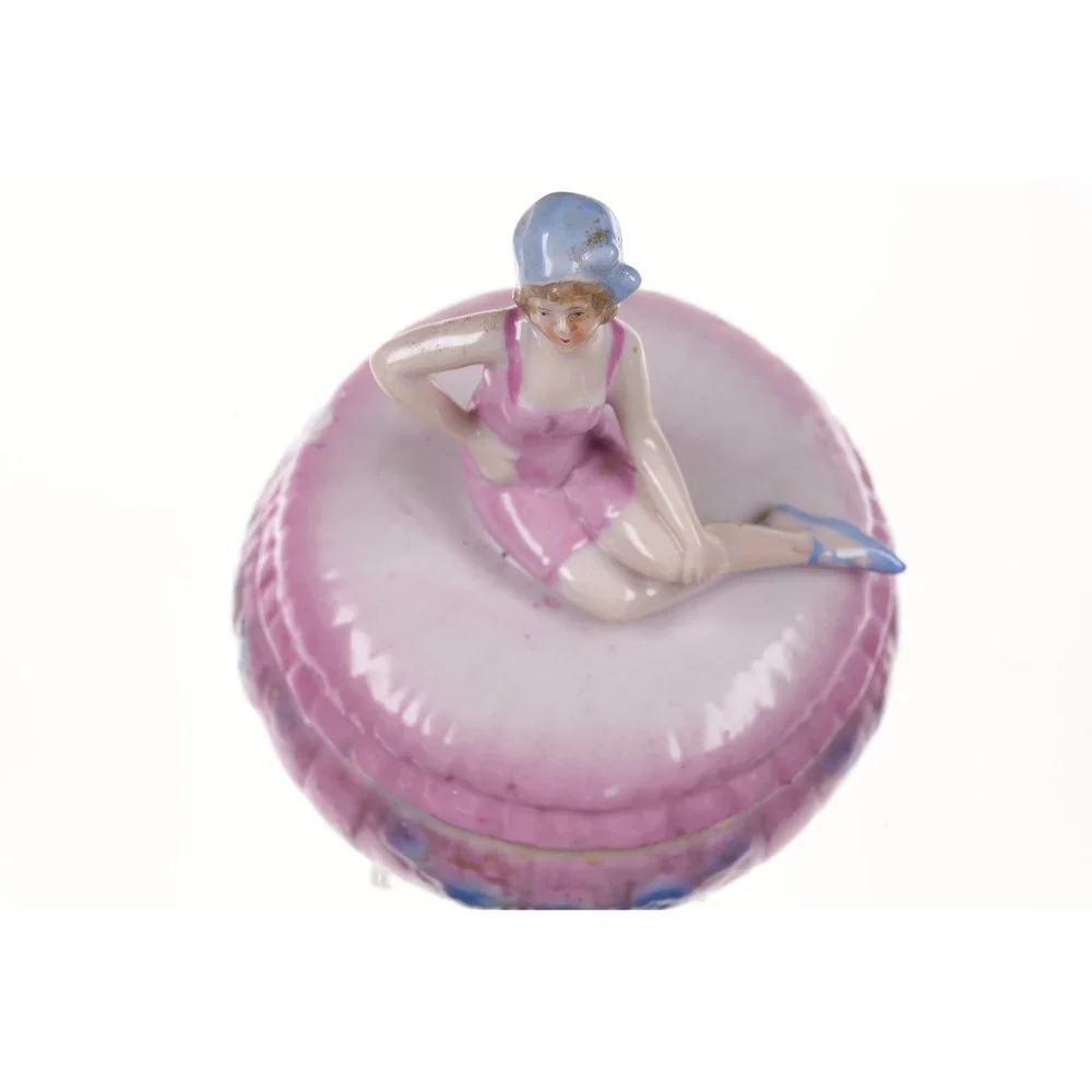 c1930 Art Deco German Porcelain Bathing Beauty Dresser box